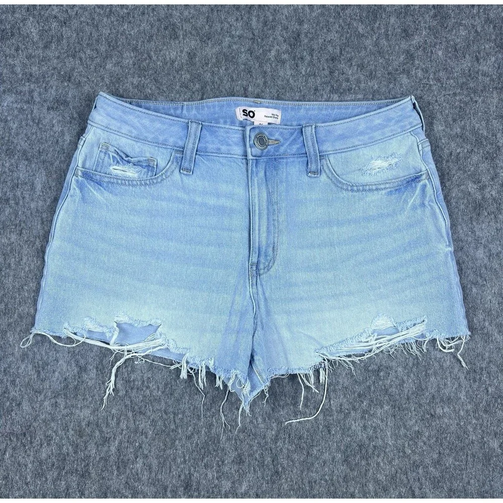 SO Sonoma Women's Jean Shorts Mid Rise Relaxed Shortie Light Wash Denim Size 9